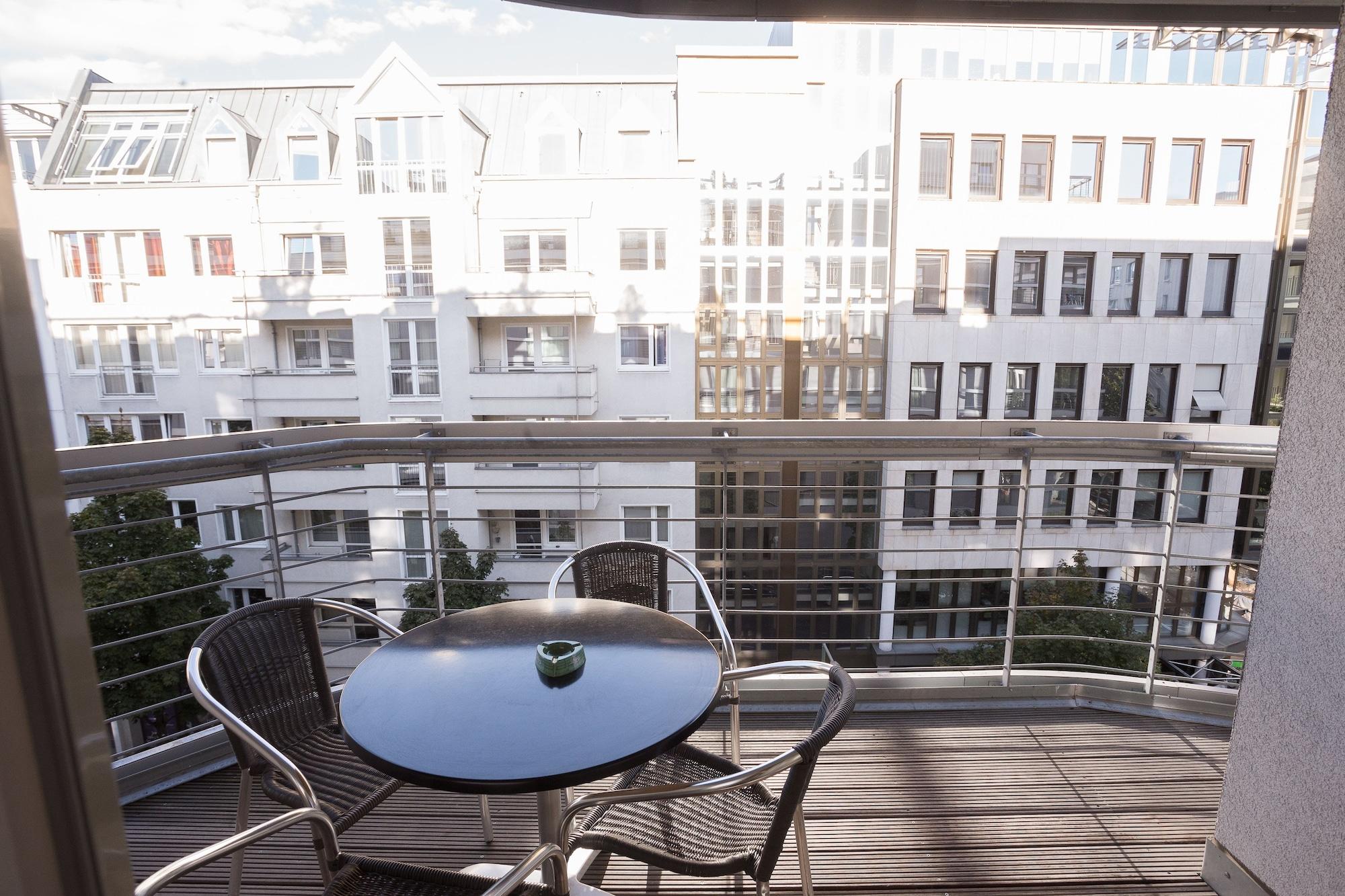 Hotel Grimm's Mitte Berlino